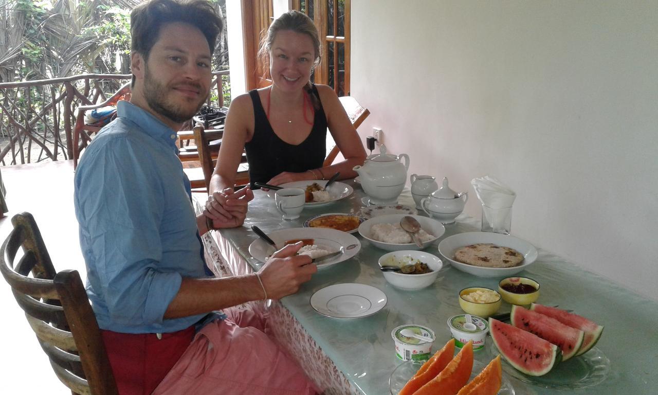 Sigiri Sansi Homestay Sigiriya Bagian luar foto